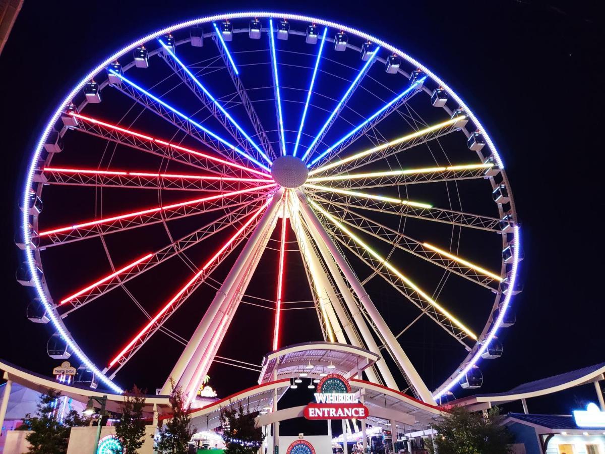 Whispering Winds, Hot Tub, Game Room, Wifi, 1089 Free Tickets Each Paid Day, Dollywood And More Gatlinburg Extérieur photo