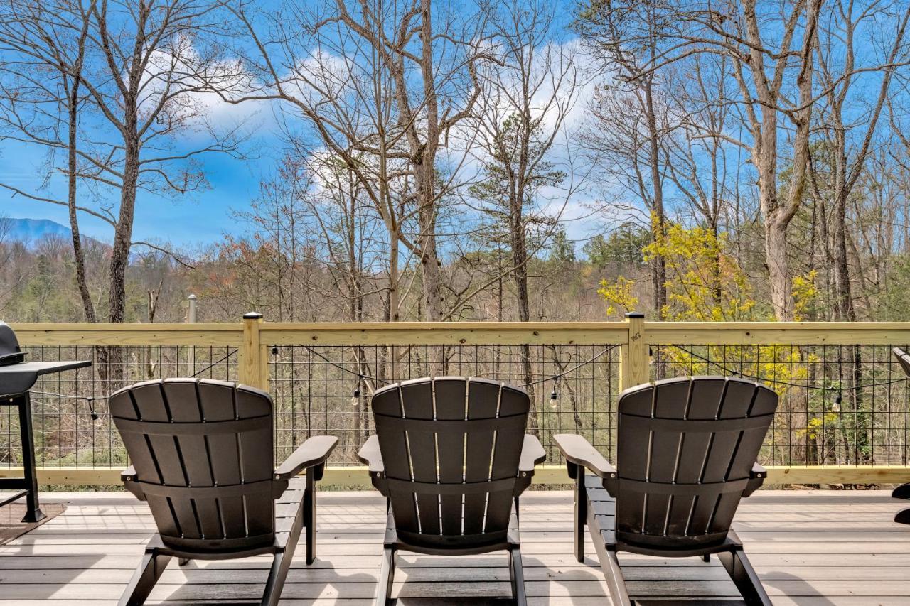 Whispering Winds, Hot Tub, Game Room, Wifi, 1089 Free Tickets Each Paid Day, Dollywood And More Gatlinburg Extérieur photo