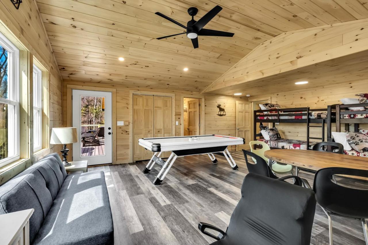 Whispering Winds, Hot Tub, Game Room, Wifi, 1089 Free Tickets Each Paid Day, Dollywood And More Gatlinburg Extérieur photo
