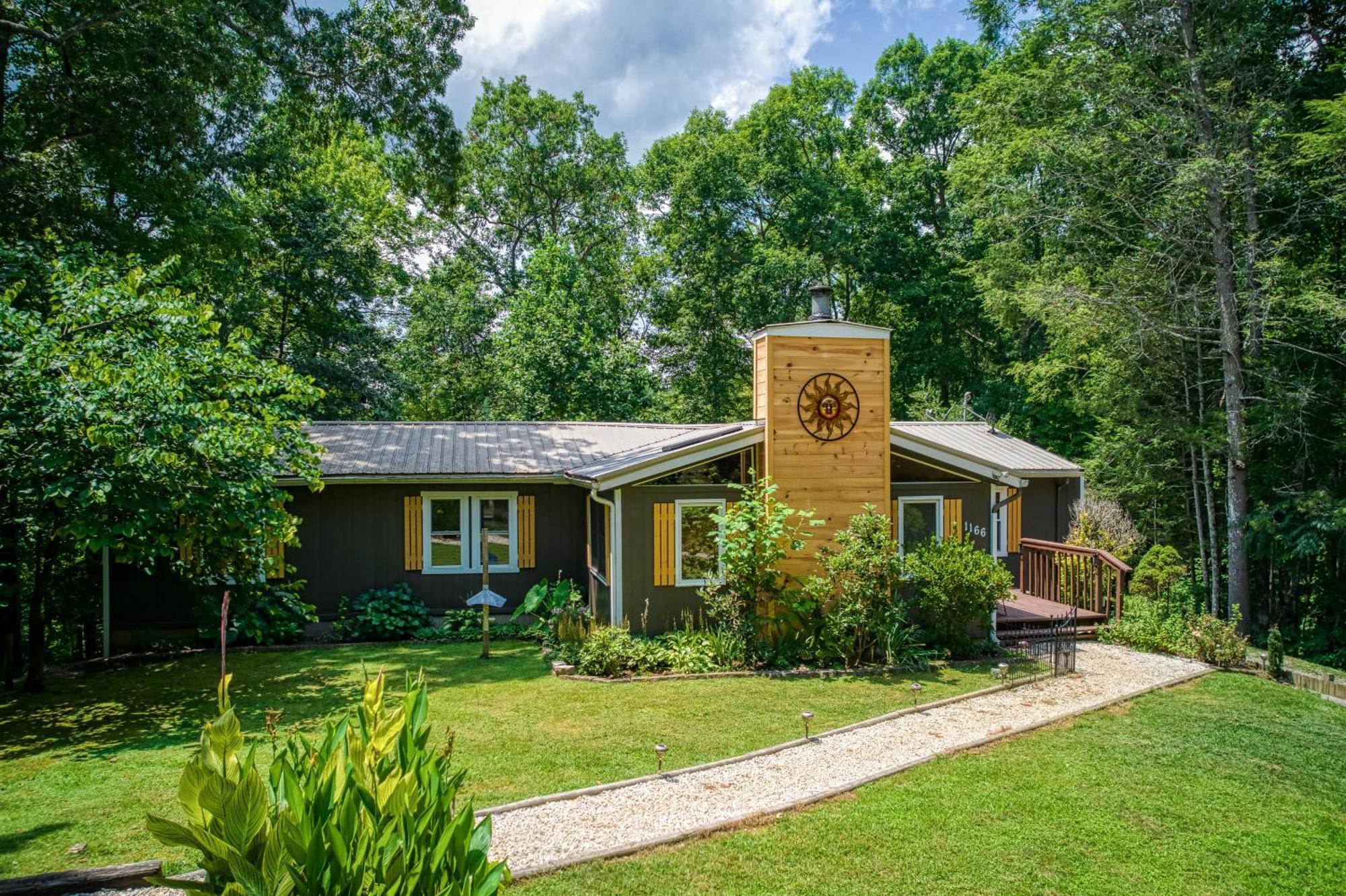 Whispering Winds, Hot Tub, Game Room, Wifi, 1089 Free Tickets Each Paid Day, Dollywood And More Gatlinburg Extérieur photo